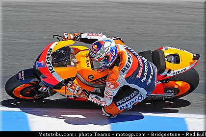 stoner_013_motogp_2012_usa_laguna_seca.jpg