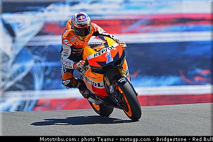 stoner_021_motogp_2012_usa_laguna_seca.jpg