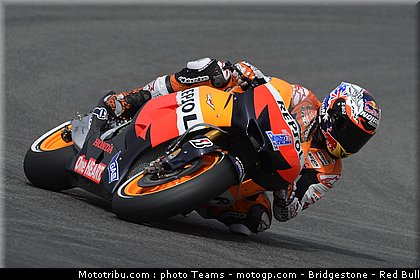 stoner_032_motogp_2012_usa_laguna_seca.jpg
