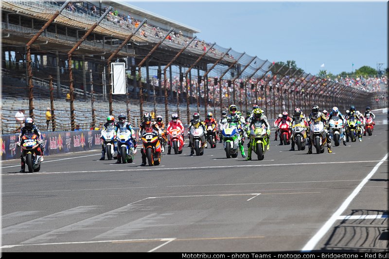 moto2_001_usa_indianapolis_2012