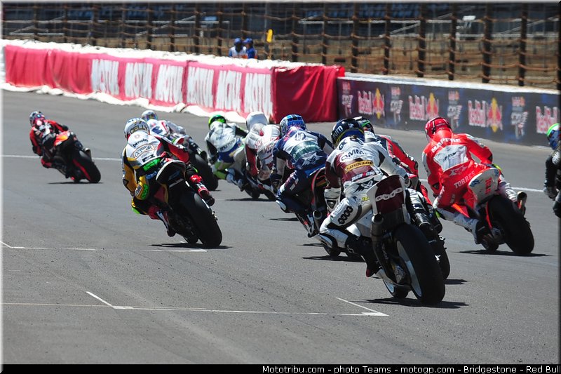 moto2_002_usa_indianapolis_2012