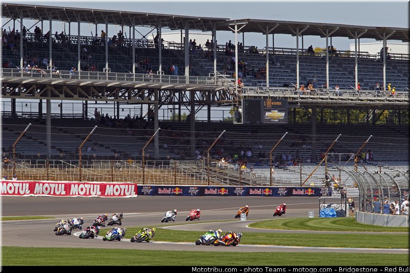 moto2_007_usa_indianapolis_2012