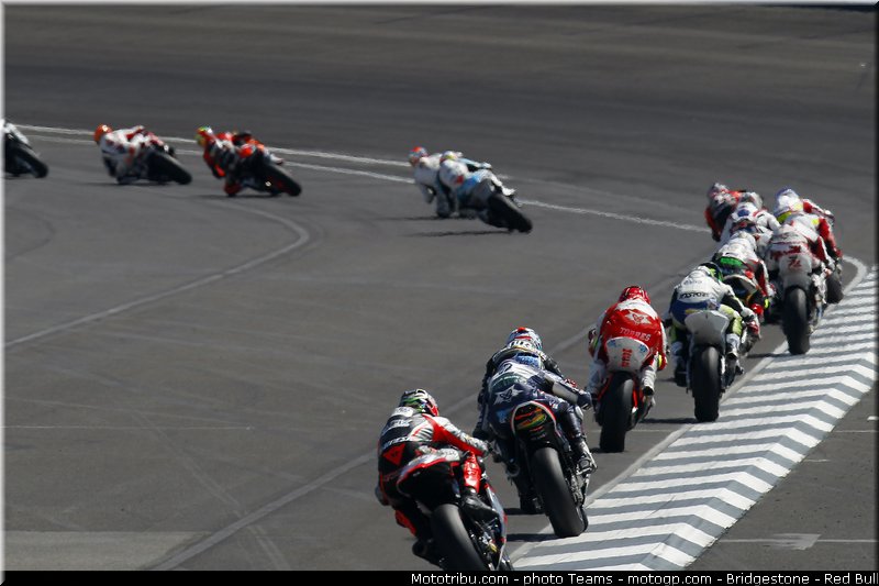moto2_044_usa_indianapolis_2012