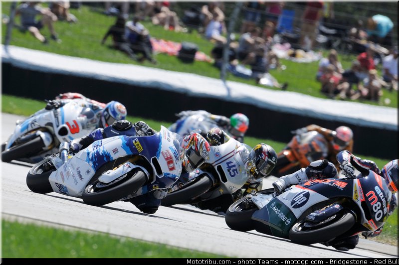 moto2_077_usa_indianapolis_2012