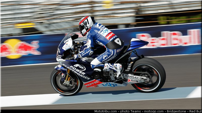 motogp_de_puniet_014_usa_indianapolis_2012