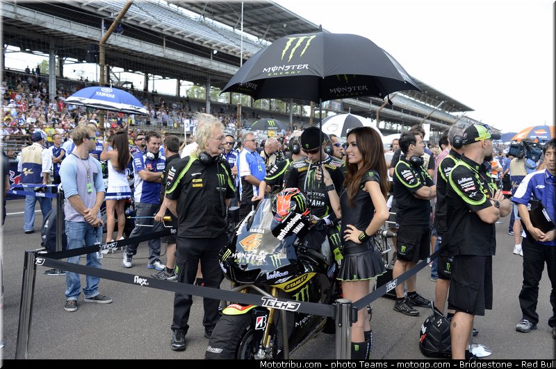 motogp_pitbabe_012_usa_indianapolis_2012