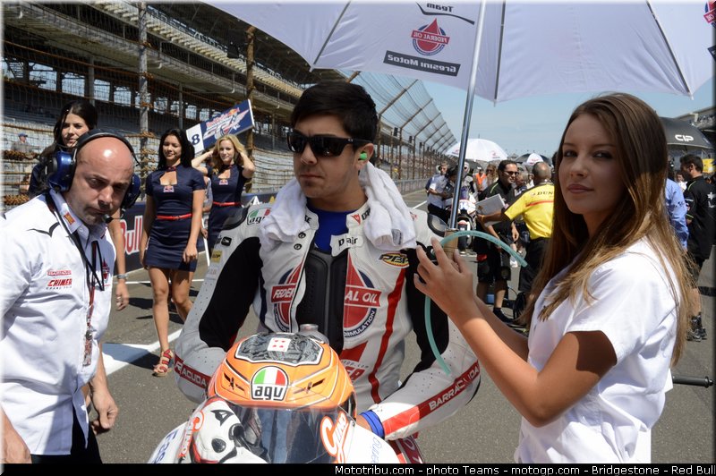 motogp_pitbabe_013_usa_indianapolis_2012