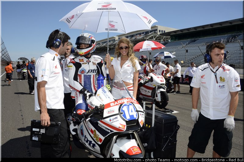 motogp_pitbabe_015_usa_indianapolis_2012