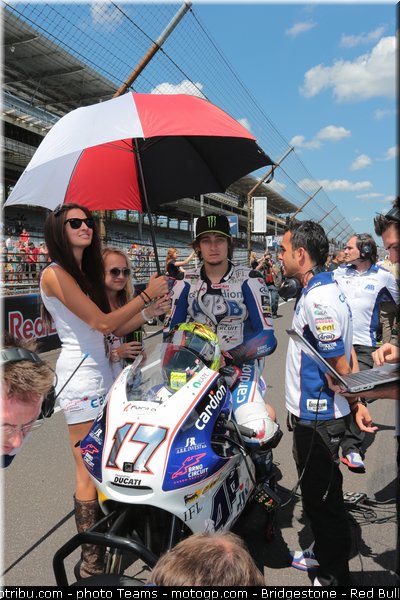 motogp_pitbabe_018_usa_indianapolis_2012