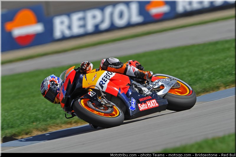 motogp_stoner_005_usa_indianapolis_2012