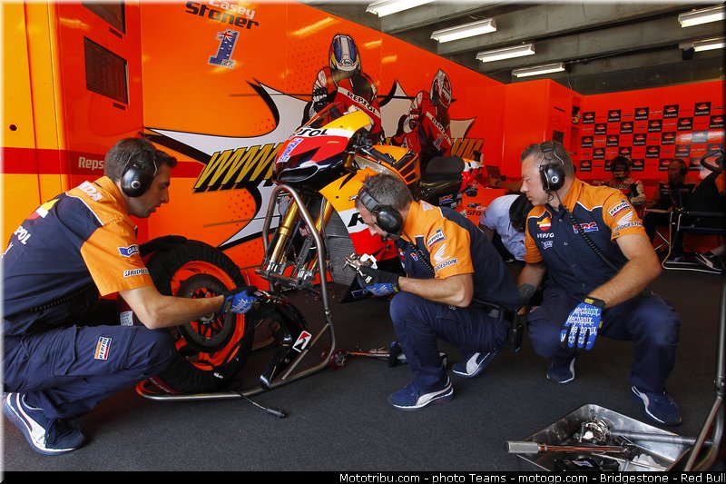 motogp_stoner_010_usa_indianapolis_2012