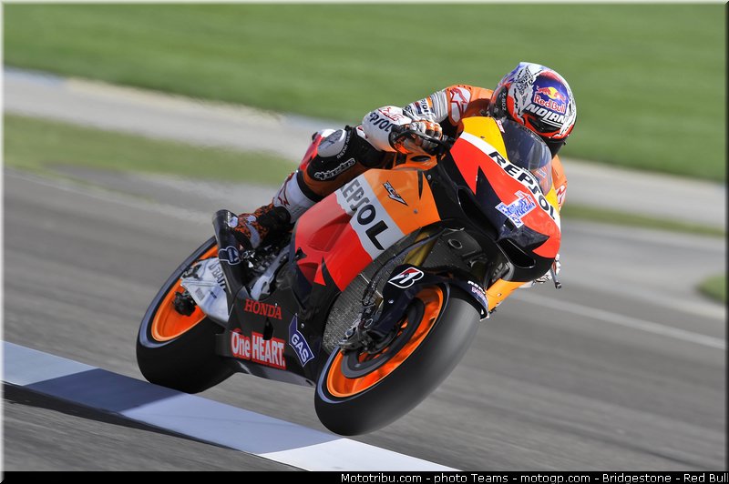 motogp_stoner_017_usa_indianapolis_2012