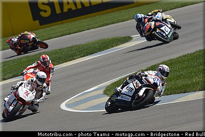 moto2_024_usa_indianapolis_2012.jpg