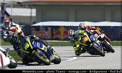 moto2_027_usa_indianapolis_2012.jpg