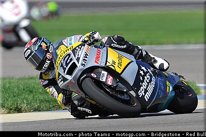 moto2_luthi_004_usa_indianapolis_2012.jpg
