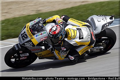 moto2_luthi_006_usa_indianapolis_2012.jpg