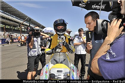 moto2_luthi_011_usa_indianapolis_2012.jpg