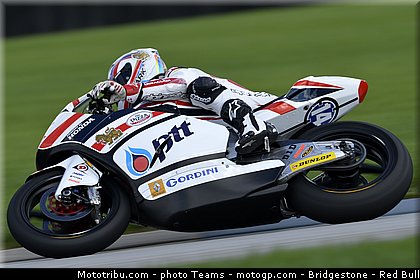 moto2_wilairot_004_usa_indianapolis_2012.jpg