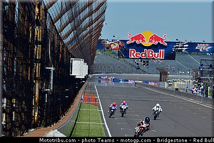moto3_025_usa_indianapolis_2012.jpg