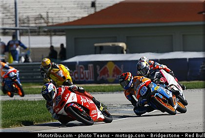 moto3_038_usa_indianapolis_2012.jpg