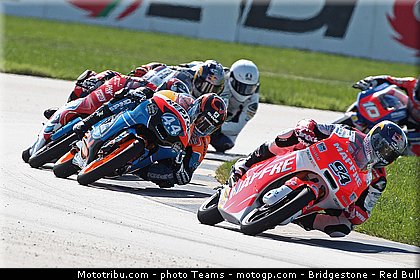 moto3_042_usa_indianapolis_2012.jpg