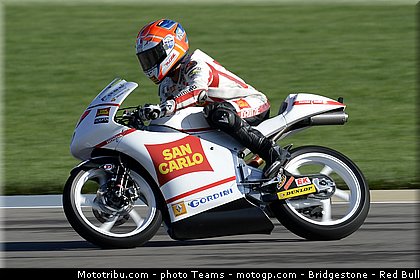 moto3_antonelli_010_usa_indianapolis_2012.jpg
