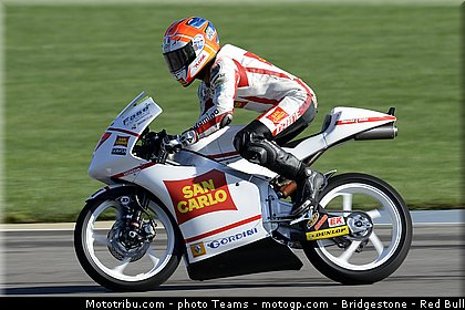 moto3_antonelli_011_usa_indianapolis_2012.jpg