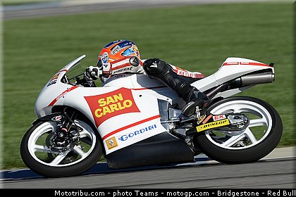 moto3_antonelli_022_usa_indianapolis_2012.jpg