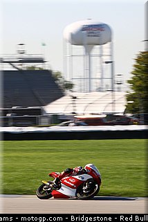 moto3_moretti_004_usa_indianapolis_2012.jpg
