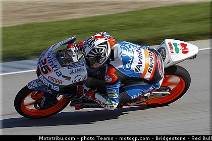 moto3_vinales_m_017_usa_indianapolis_2012.jpg