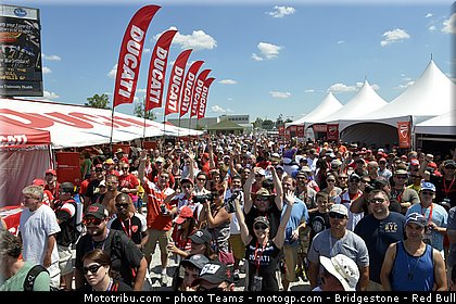 motogp_ambiance_007_usa_indianapolis_2012.jpg