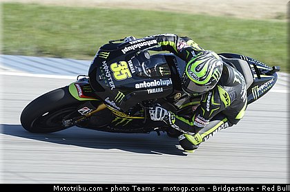motogp_crutchlow_018_usa_indianapolis_2012.jpg