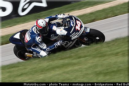 motogp_de_puniet_002_usa_indianapolis_2012.jpg