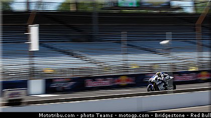 motogp_lorenzo_001_usa_indianapolis_2012.jpg