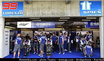 motogp_lorenzo_004_usa_indianapolis_2012.jpg