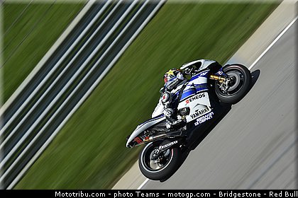 motogp_lorenzo_009_usa_indianapolis_2012.jpg