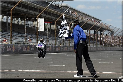 motogp_lorenzo_020_usa_indianapolis_2012.jpg