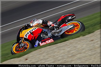 motogp_pedrosa_032_usa_indianapolis_2012.jpg