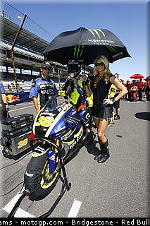 motogp_pitbabe_005_usa_indianapolis_2012.jpg