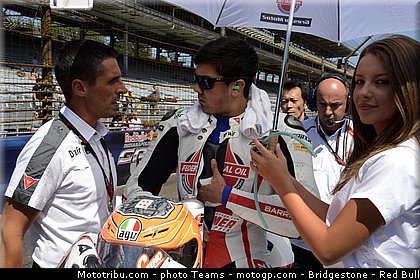 motogp_pitbabe_014_usa_indianapolis_2012.jpg