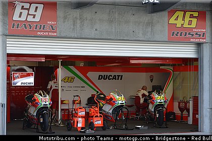 motogp_rossi_008_usa_indianapolis_2012.jpg