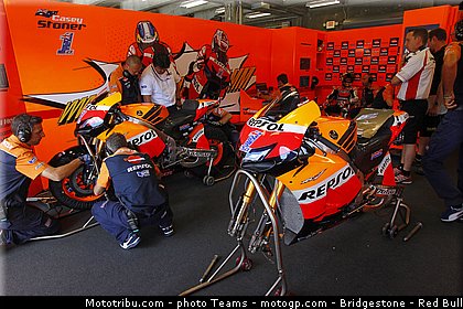 motogp_stoner_008_usa_indianapolis_2012.jpg
