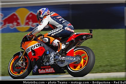motogp_stoner_015_usa_indianapolis_2012.jpg