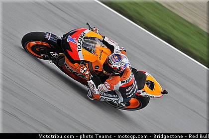motogp_stoner_020_usa_indianapolis_2012.jpg