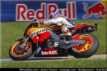 motogp_stoner_022_usa_indianapolis_2012.jpg