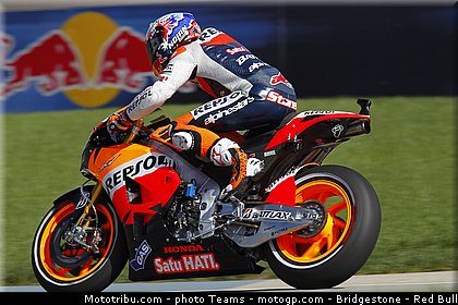 motogp_stoner_025_usa_indianapolis_2012.jpg