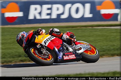 motogp_stoner_026_usa_indianapolis_2012.jpg