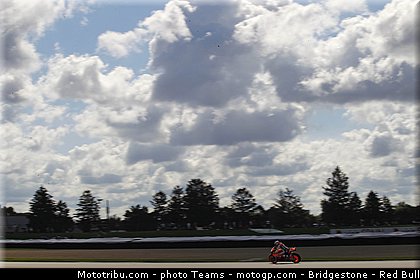 motogp_stoner_028_usa_indianapolis_2012.jpg