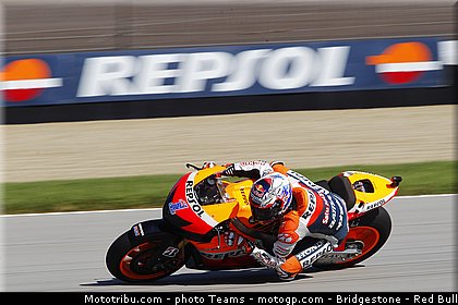 motogp_stoner_031_usa_indianapolis_2012.jpg