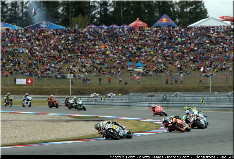 moto2_0006_republique_tcheque_brno_2012_mototribu